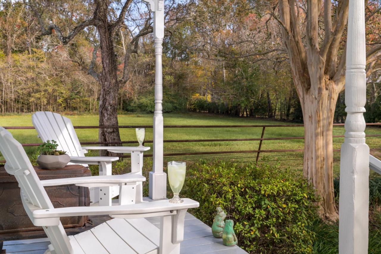 Maison D'Memoire Bed & Breakfast Cottages Rayne Exterior foto