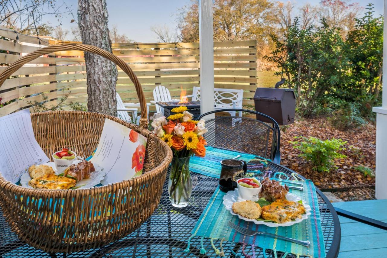 Maison D'Memoire Bed & Breakfast Cottages Rayne Exterior foto